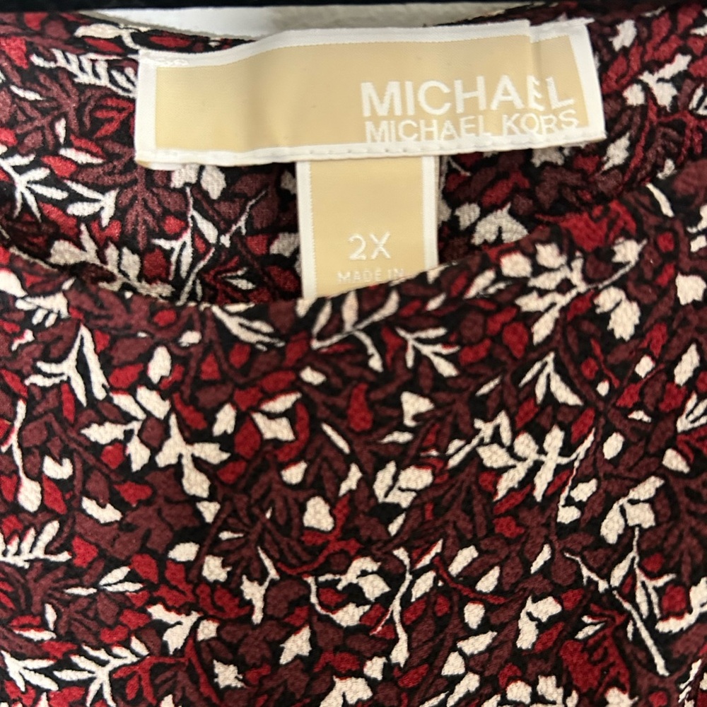 Michael Kors Flowing Floral Blouse with Sash - Picture 9 of 11